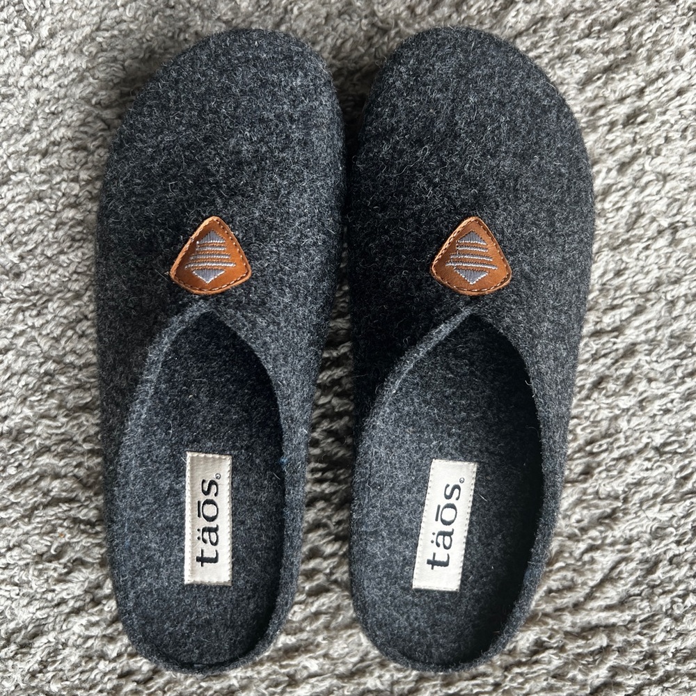 Taos Charcoal Wool Slippers size eu 37 us 6.5